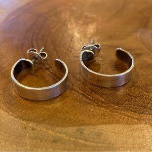 RETIRED James Avery Simplicity Hoop Earrings, Sterling Silver